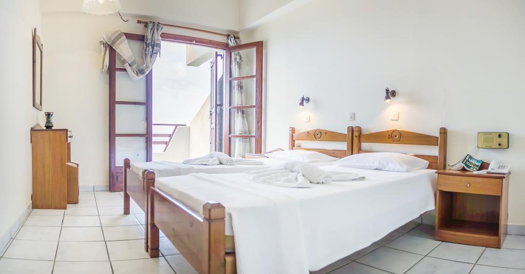 Yiannis Ηotel Foinikion Ngoại thất bức ảnh