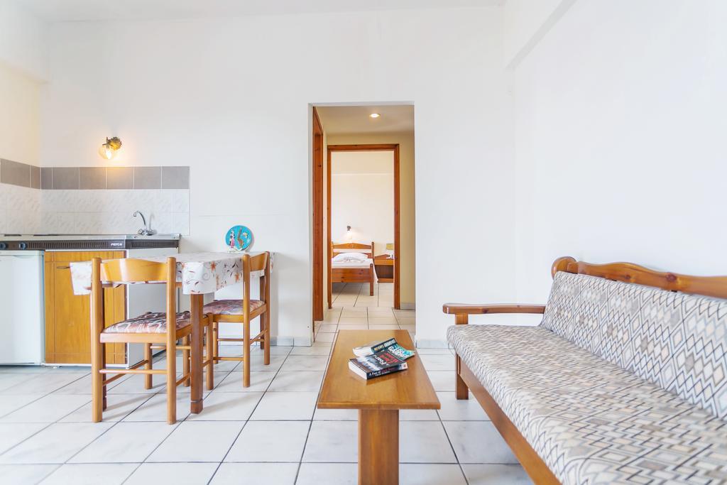 Yiannis Ηotel Foinikion Ngoại thất bức ảnh