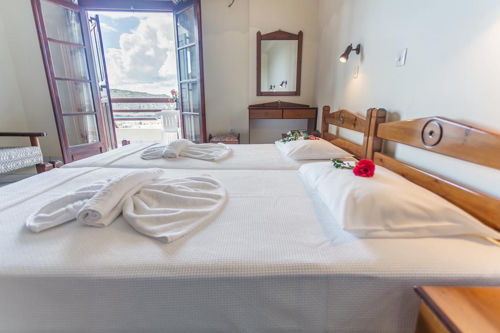 Yiannis Ηotel Foinikion Ngoại thất bức ảnh
